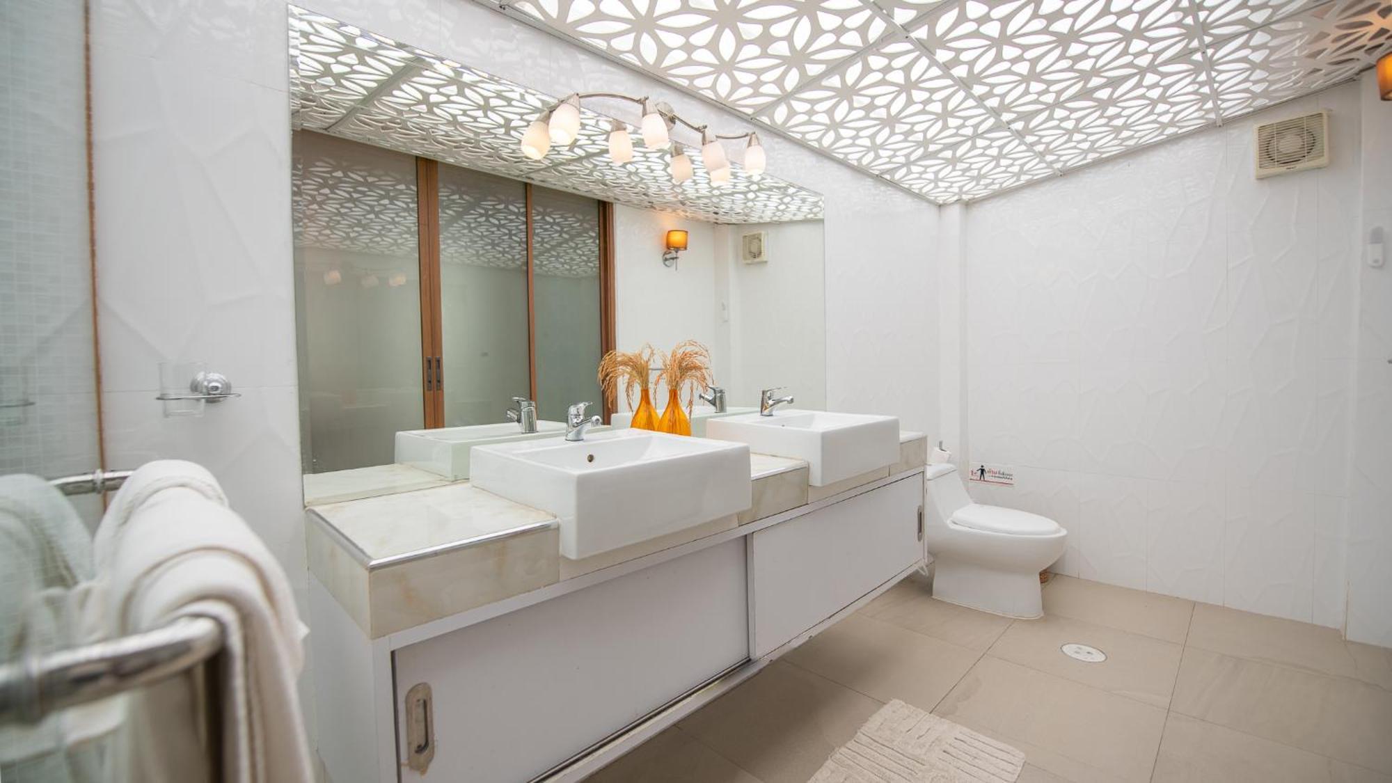 Pattaya Bungalow Iii, Totally Private Pool Экстерьер фото